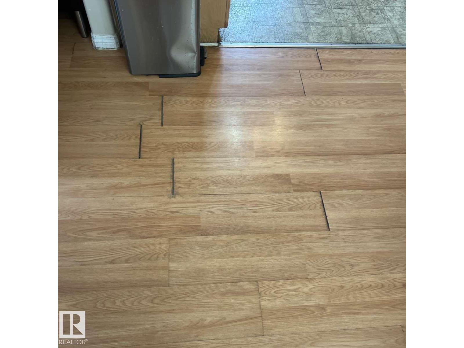 9518 106 AV NW, Edmonton