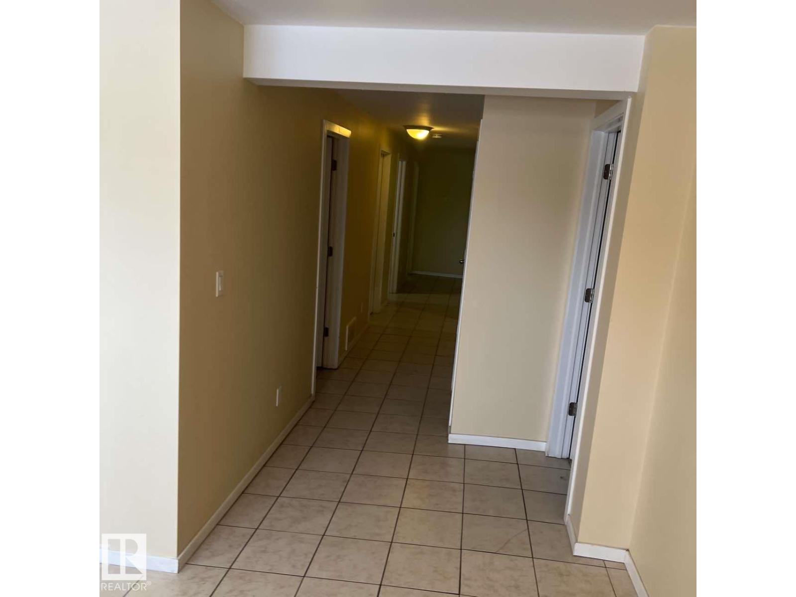 9518 106 AV NW, Edmonton