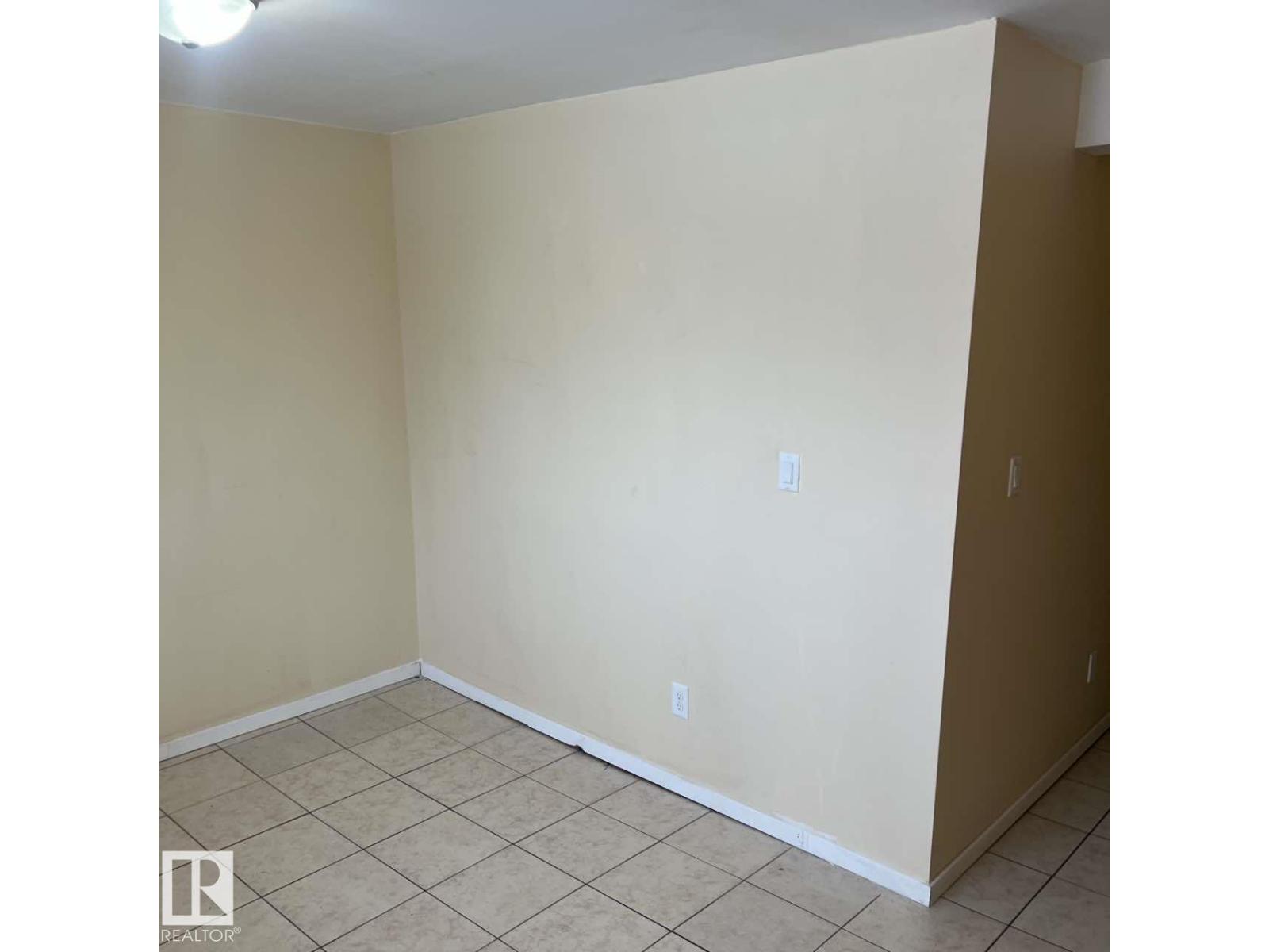 9518 106 AV NW, Edmonton