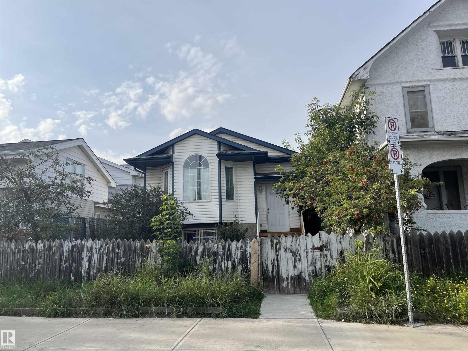 9518 106 AV NW, Edmonton