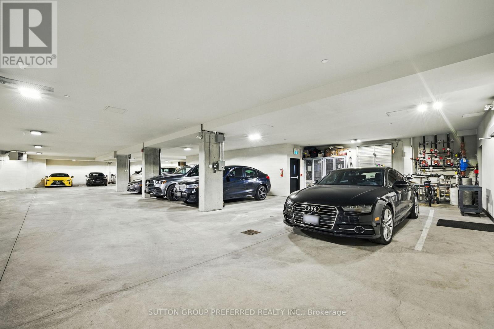 Photo 14 of 303 122 Wortley Road, London South ON