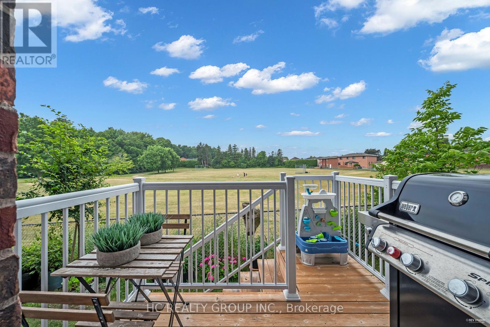 Photo 31 of 41 Mcconaghy Court, Vaughan ON
