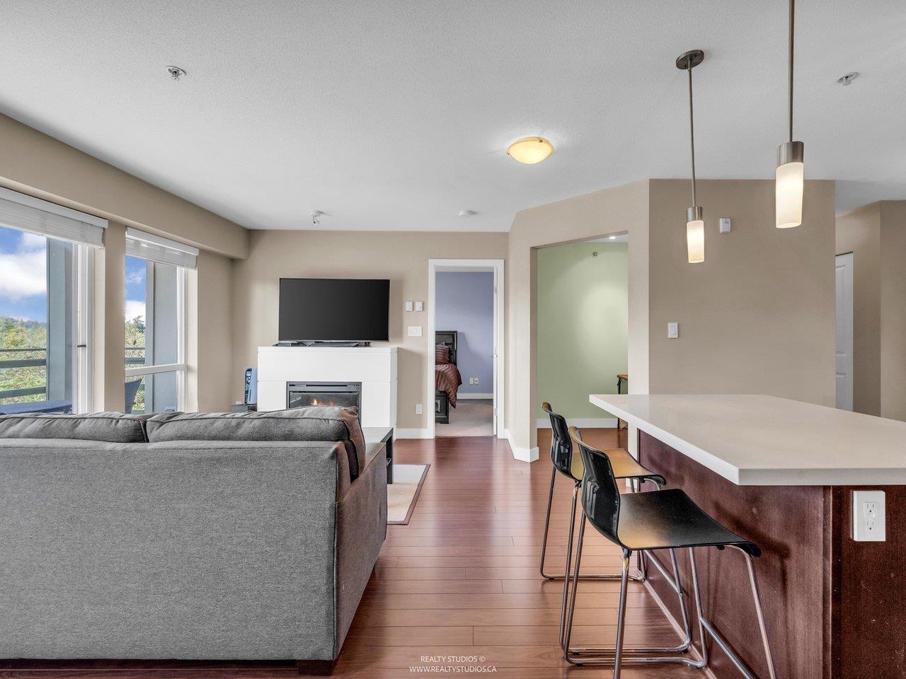 Photo 12 of 414 15735 Croydon Drive, Surrey BC