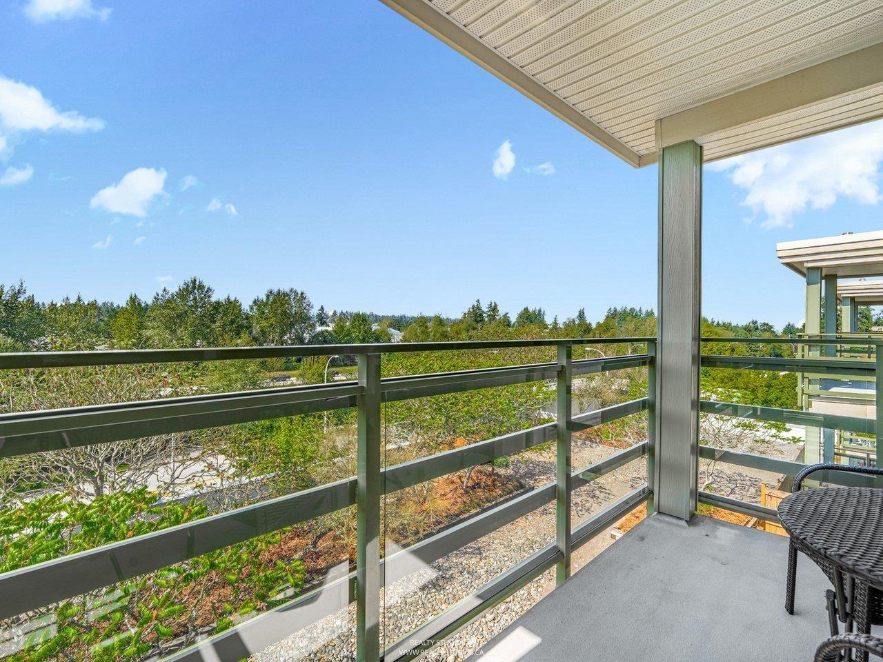 Photo 22 of 414 15735 Croydon Drive, Surrey BC