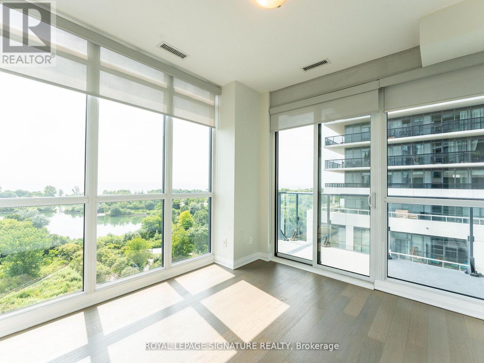 Photo 20 of 704 59 Annie Craig Drive, Toronto ON
