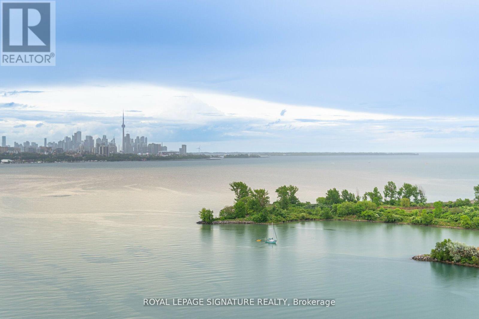 Photo 13 of 704 59 Annie Craig Drive, Toronto ON