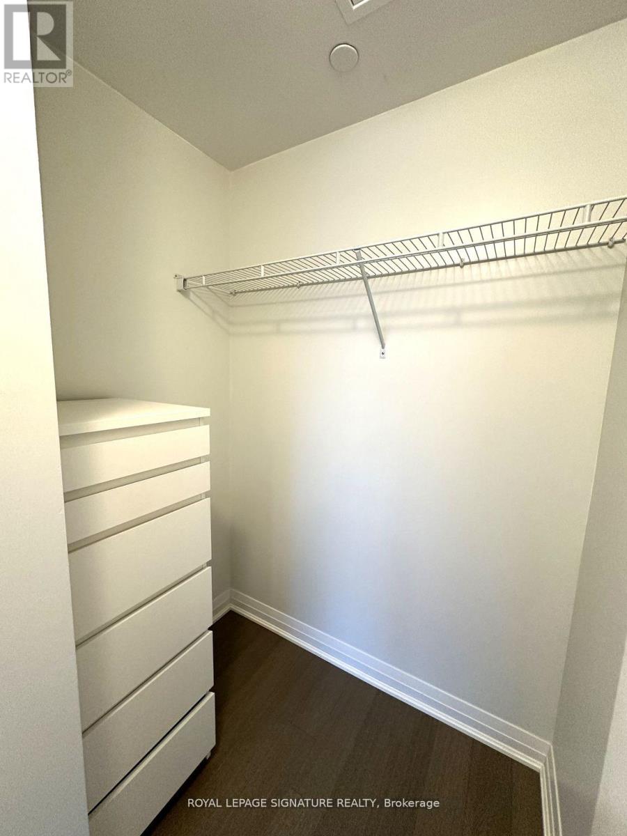 Photo 1 of 704 59 Annie Craig Drive, Toronto ON