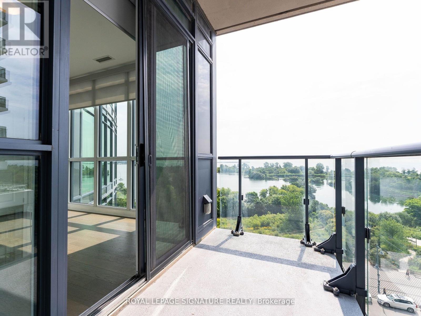 Photo 12 of 704 59 Annie Craig Drive, Toronto ON