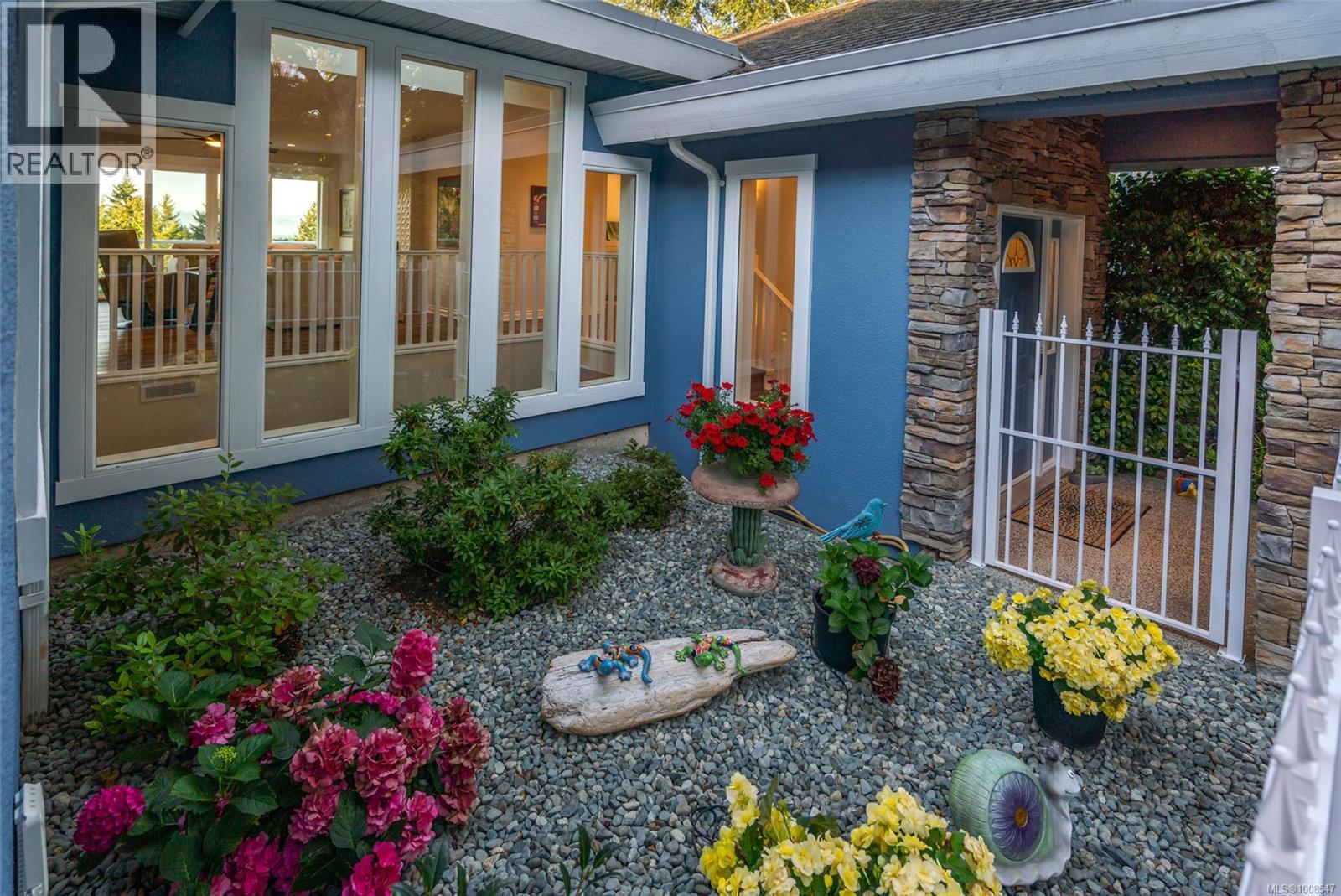 Photo 6 of 3419 Redden Rd, Nanoose Bay BC
