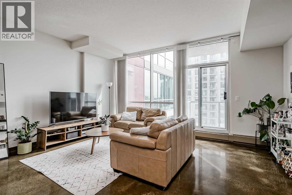 1311, 135 13 AVENUE SW - 5