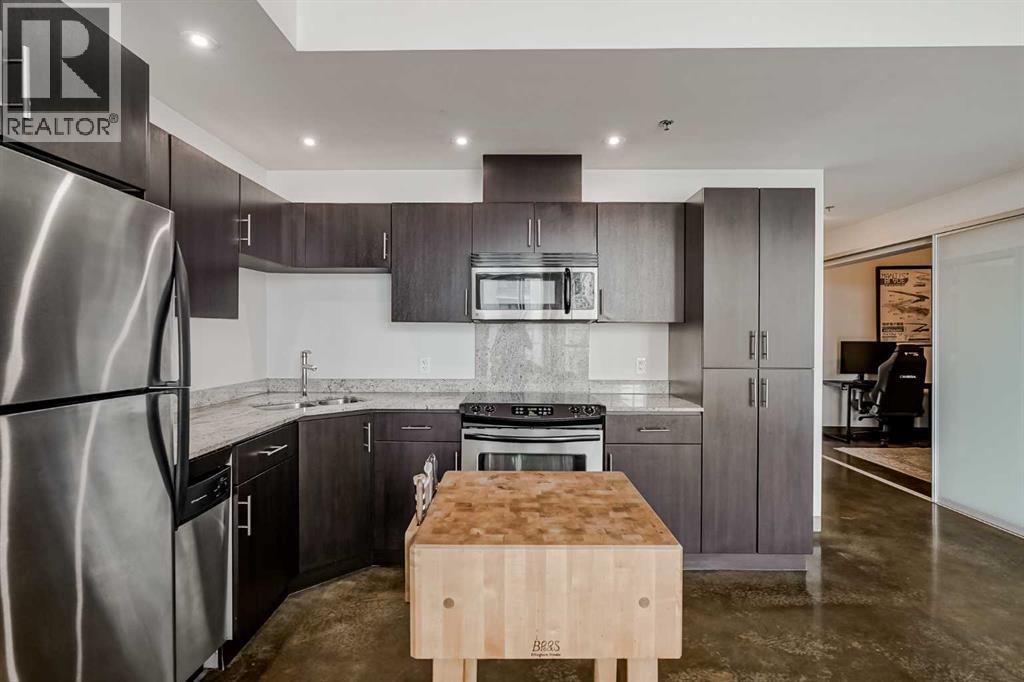 1311, 135 13 AVENUE SW - 14