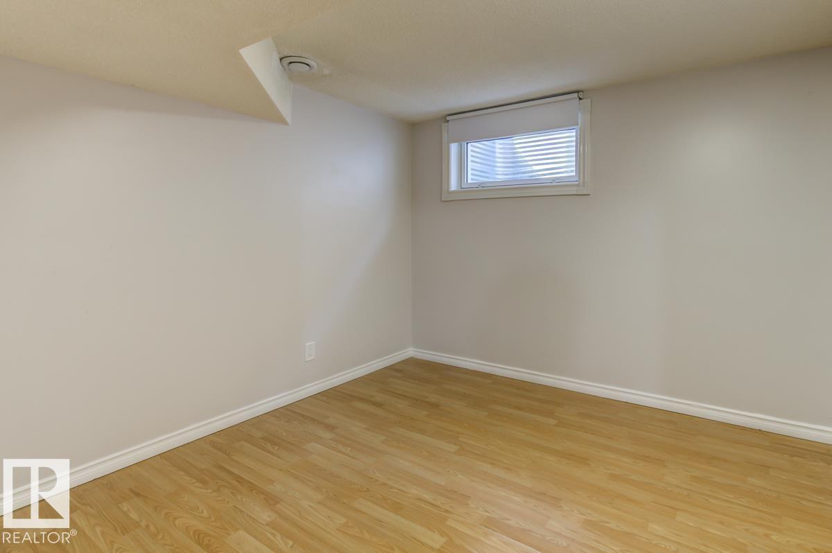 Photo 28 of 14659 52 St Nw, Edmonton AB