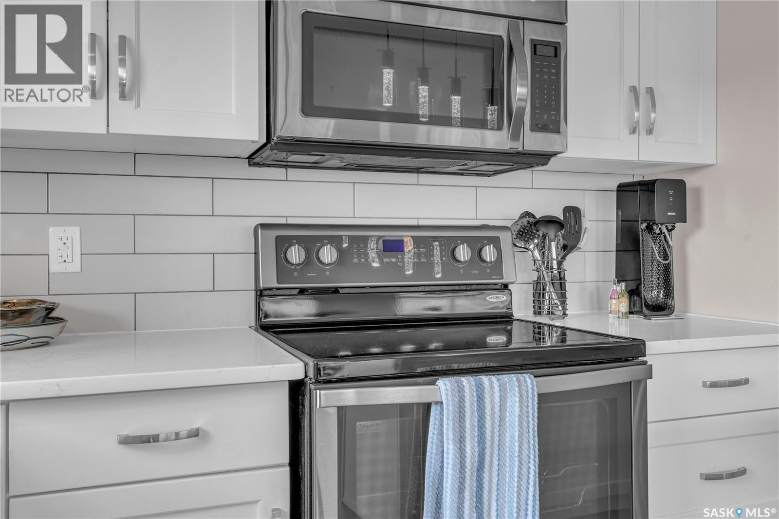Single Family House Low rise for Sale in   Windsor Park ROAD Regina 