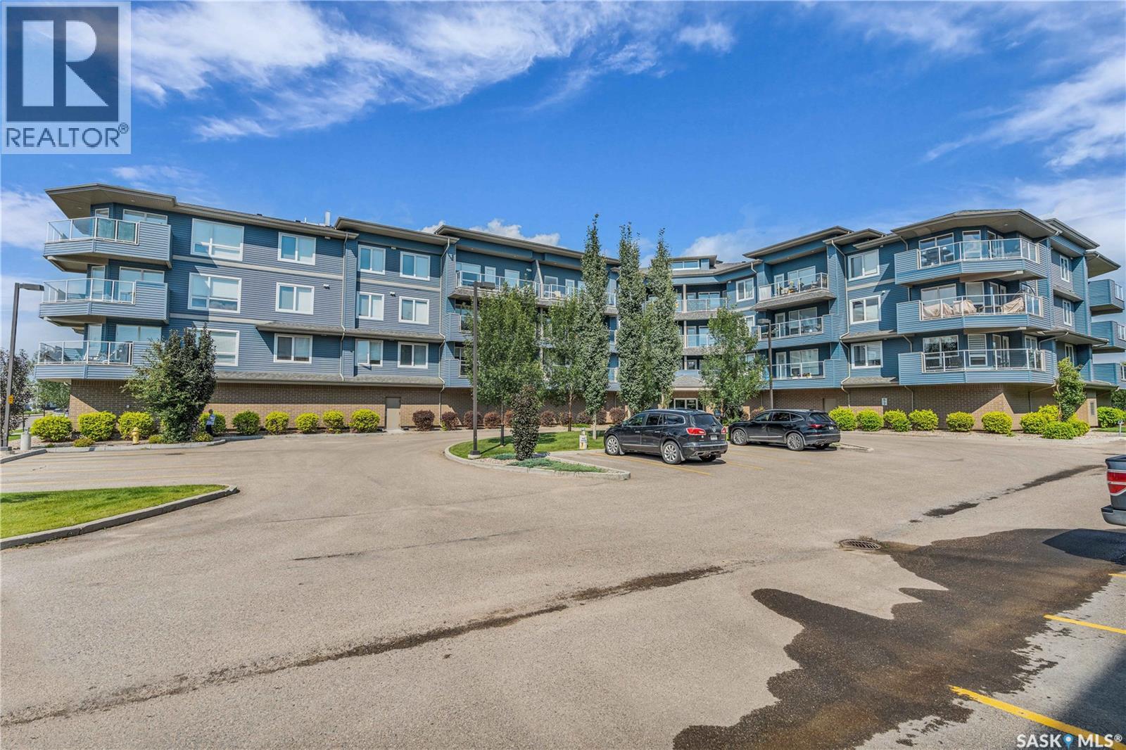 Single Family House Low rise for Sale in   Windsor Park ROAD Regina 