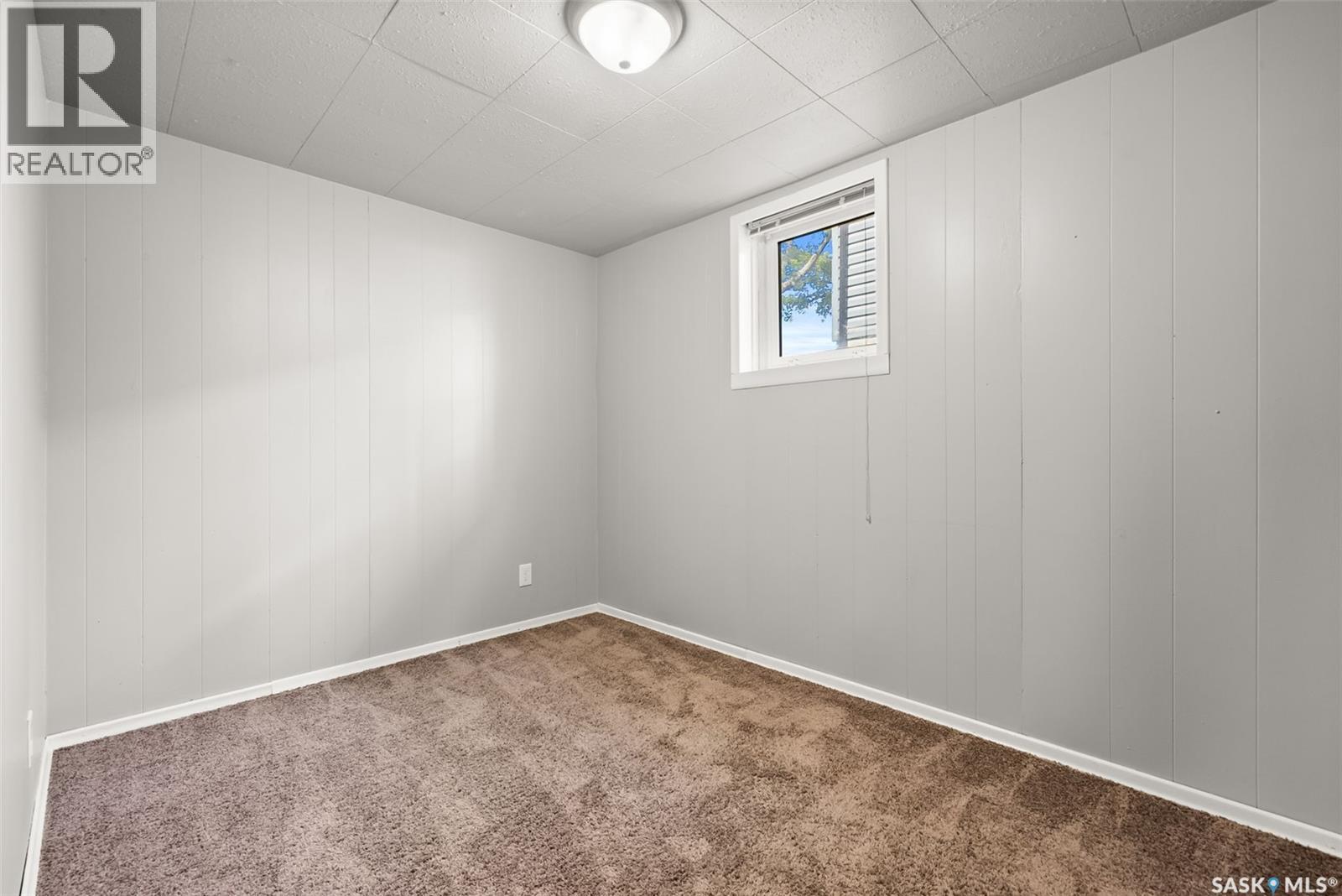 Single Family House Bungalow for Sale in  Horace STREET Regina 