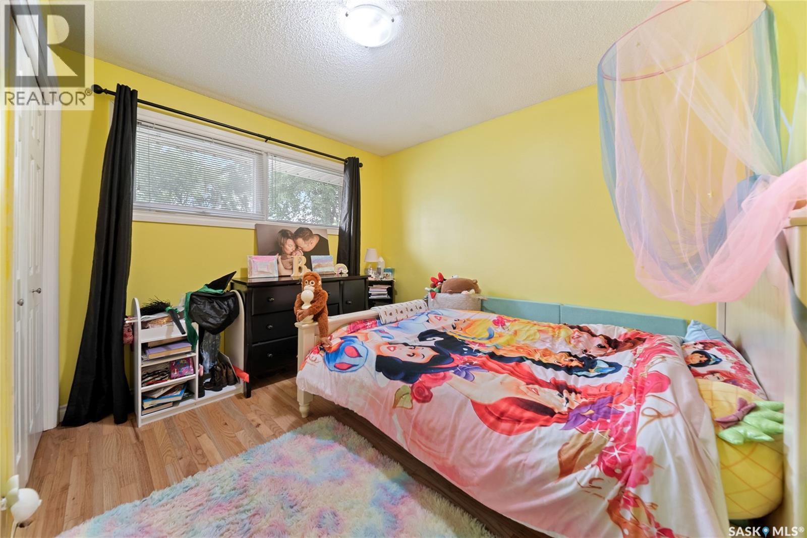 Photo 7 of 1708 12 Th Avenue N, Regina SK
