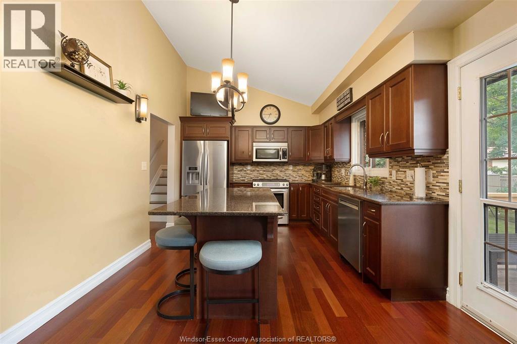 Photo 27 of 500 Bartlet Drive, Windsor ON