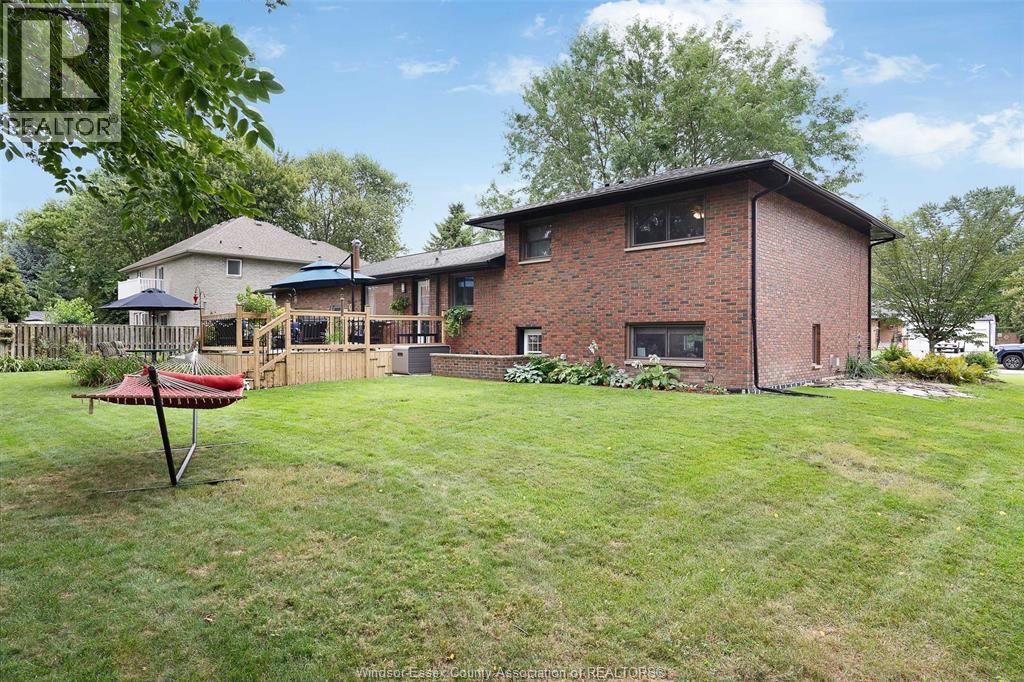 Photo 33 of 500 Bartlet Drive, Windsor ON
