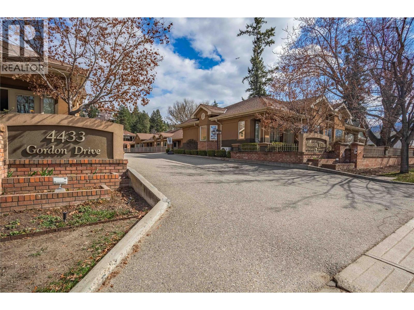 117 4433 Gordon Drive, Kelowna