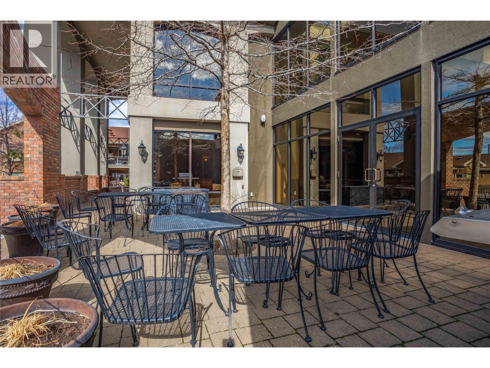 117 4433 Gordon Drive, Kelowna