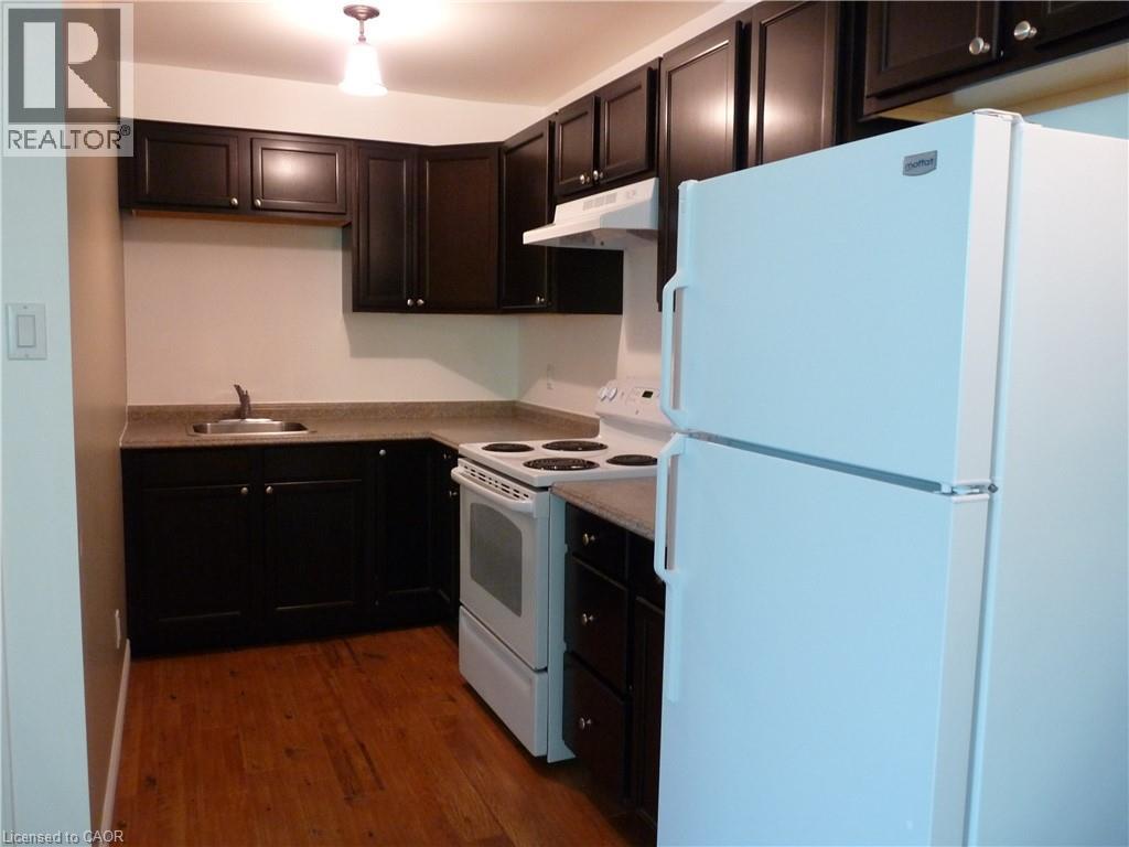 Photo 15 of 152 Homewood Avenue, Kitchener ON
