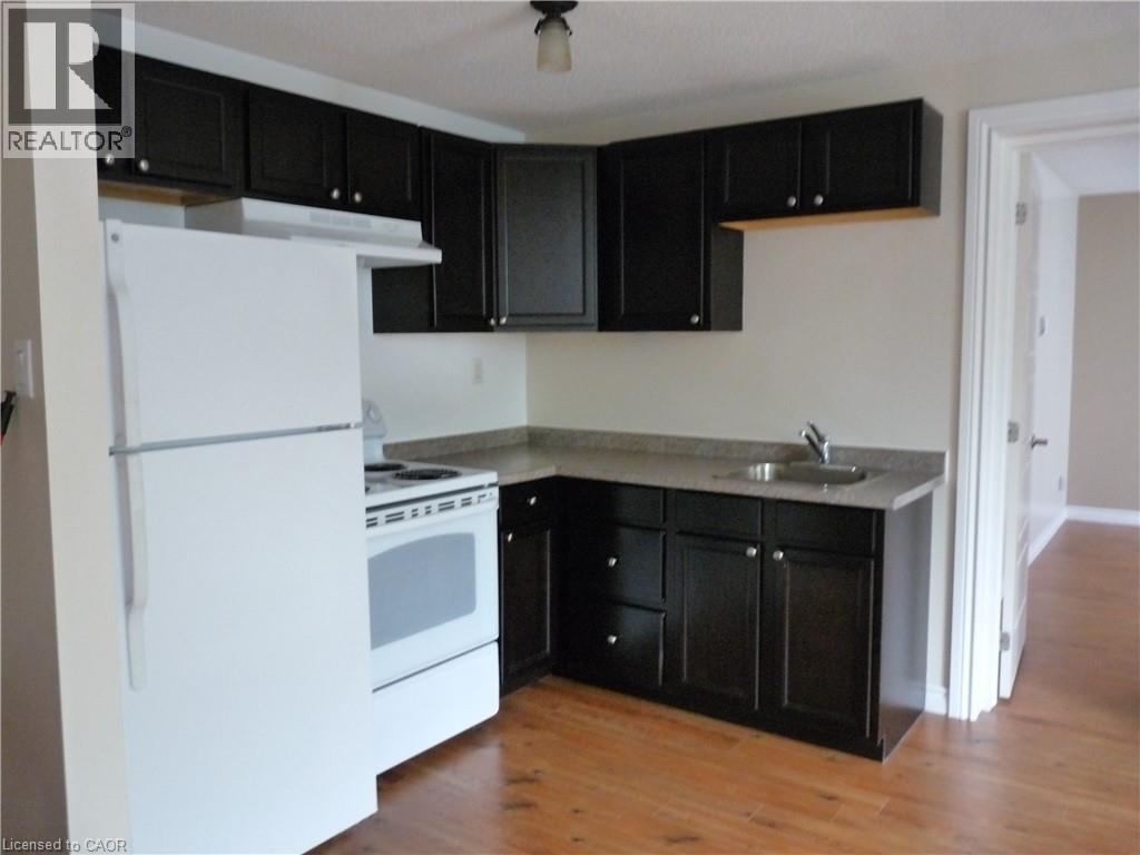 Photo 24 of 152 Homewood Avenue, Kitchener ON