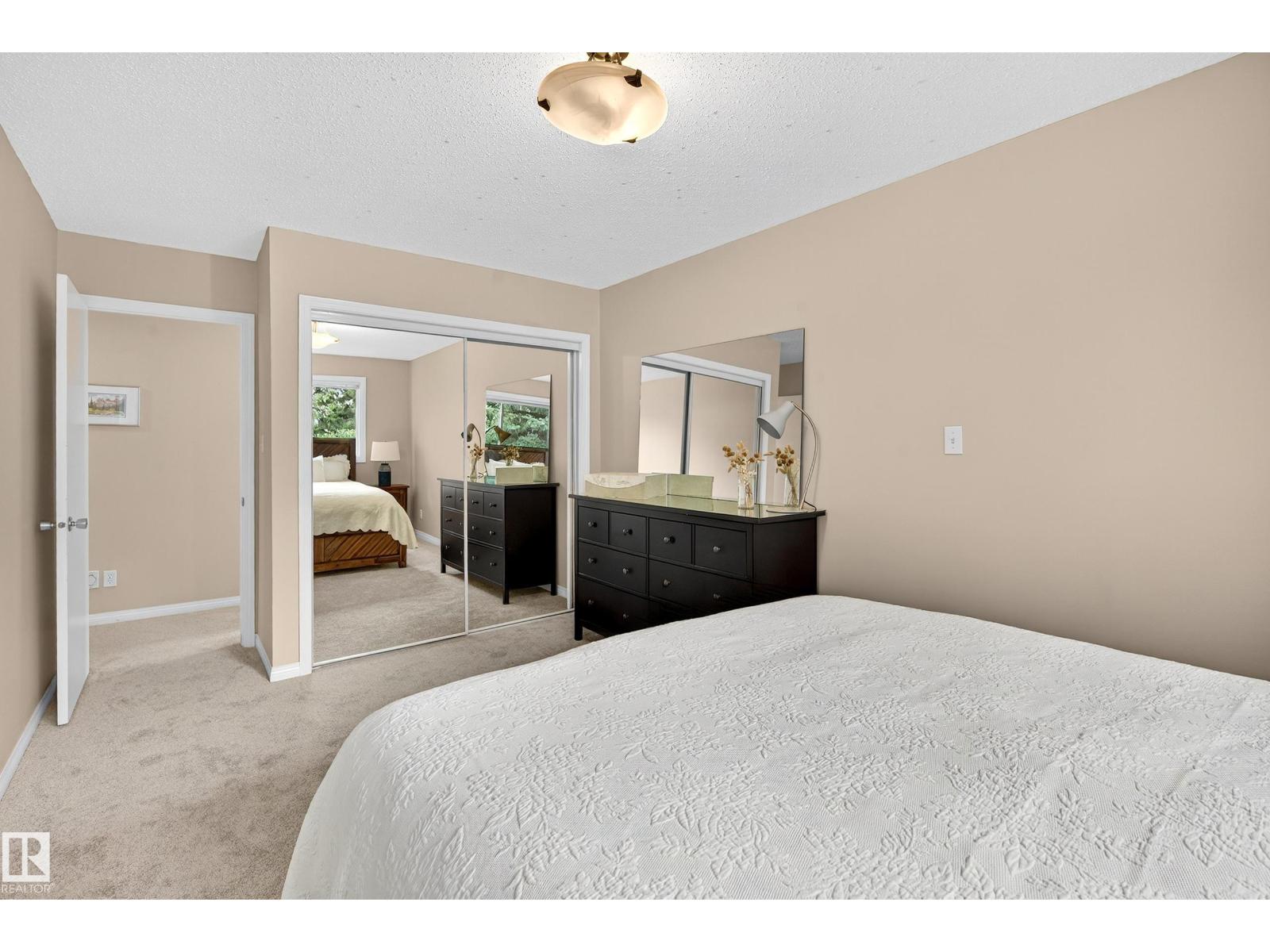 Photo 33 of 8 Greenwood Pl, St Albert AB