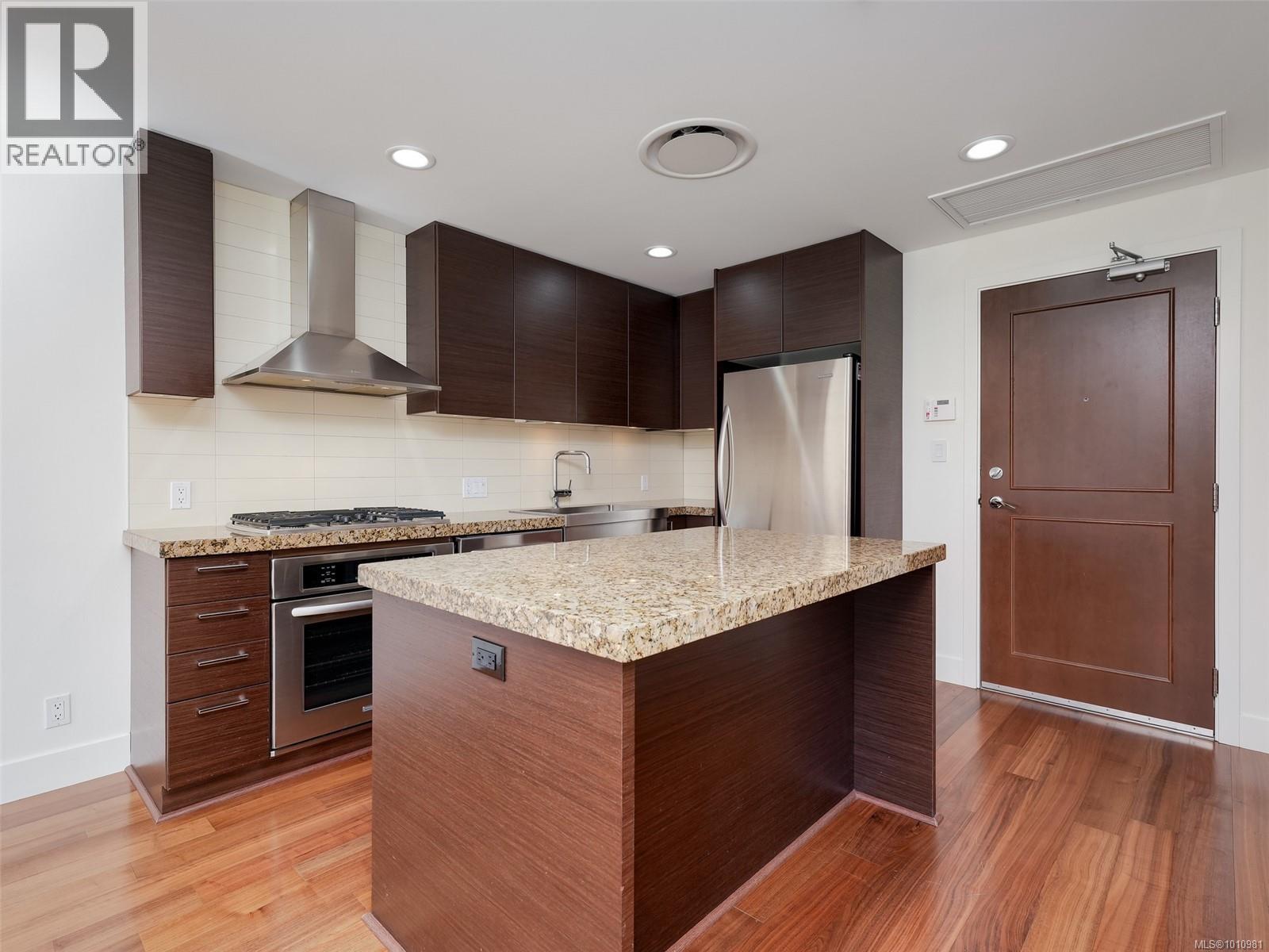 Photo 15 of 218 1400 Lynburne Pl, Langford BC