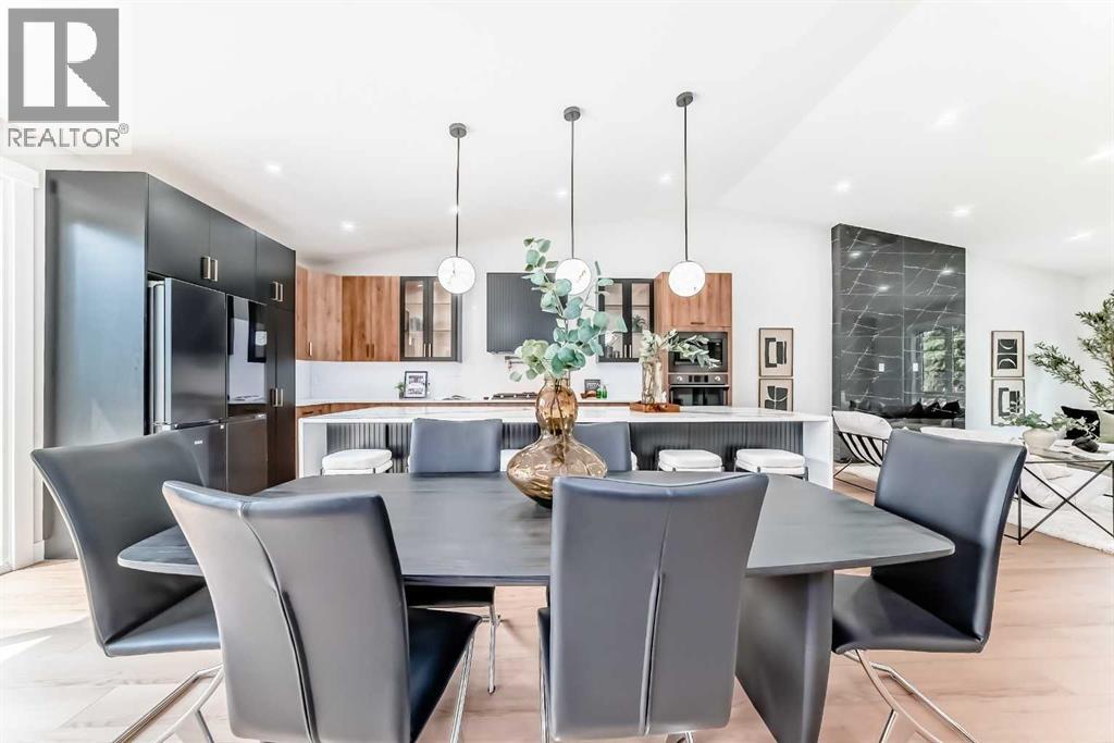 Single Family House Bungalow for Sale in  Vandyke Place NW Varsity Calgary 