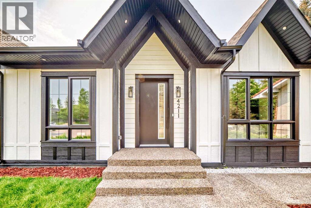 4211 Vandyke Place NW, Calgary, Alberta