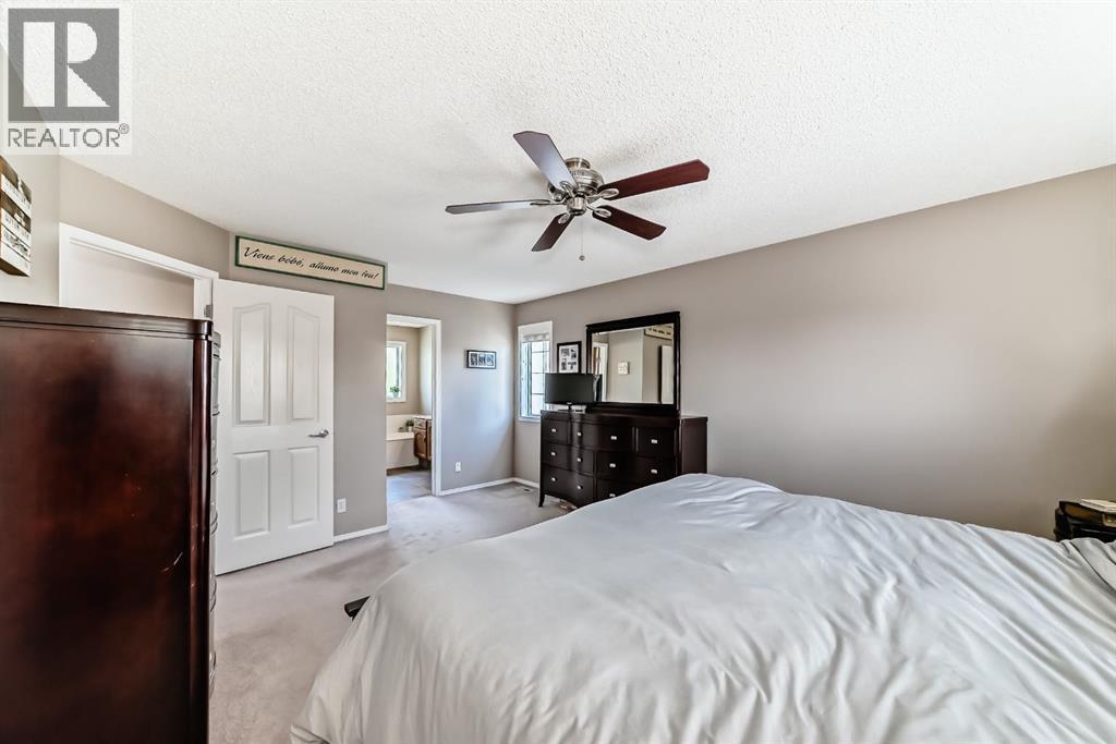 Photo 16 of 6 Gleneagles Close, Cochrane AB