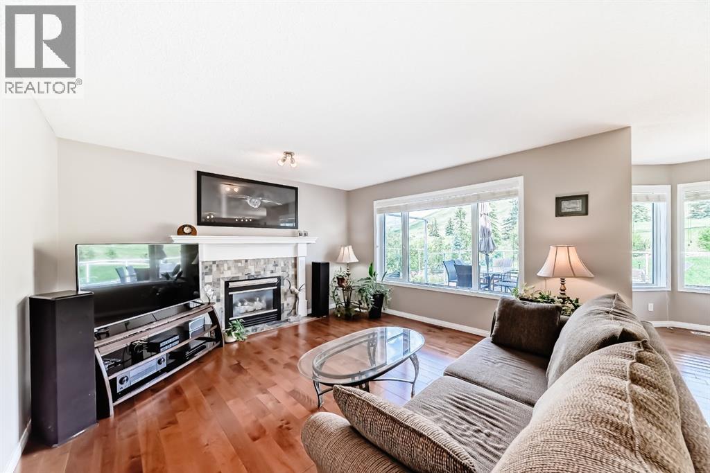 Photo 32 of 6 Gleneagles Close, Cochrane AB
