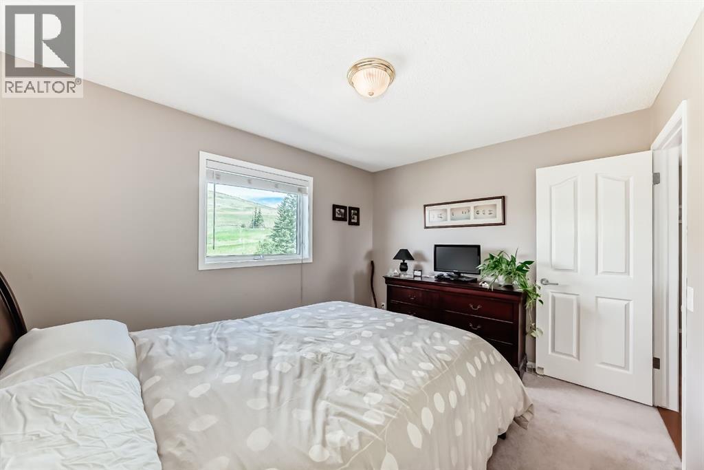 Photo 29 of 6 Gleneagles Close, Cochrane AB
