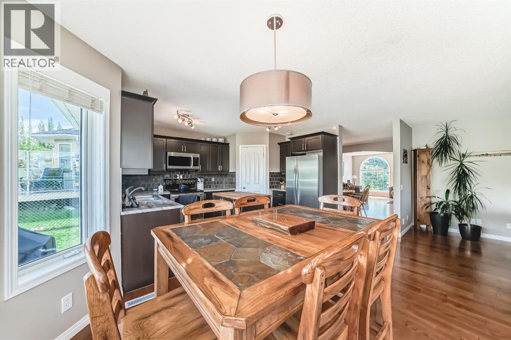 Photo 44 of 6 Gleneagles Close, Cochrane AB