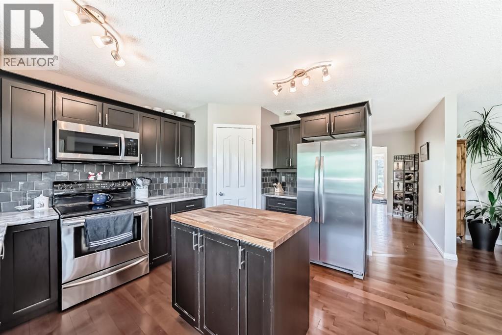 Photo 19 of 6 Gleneagles Close, Cochrane AB