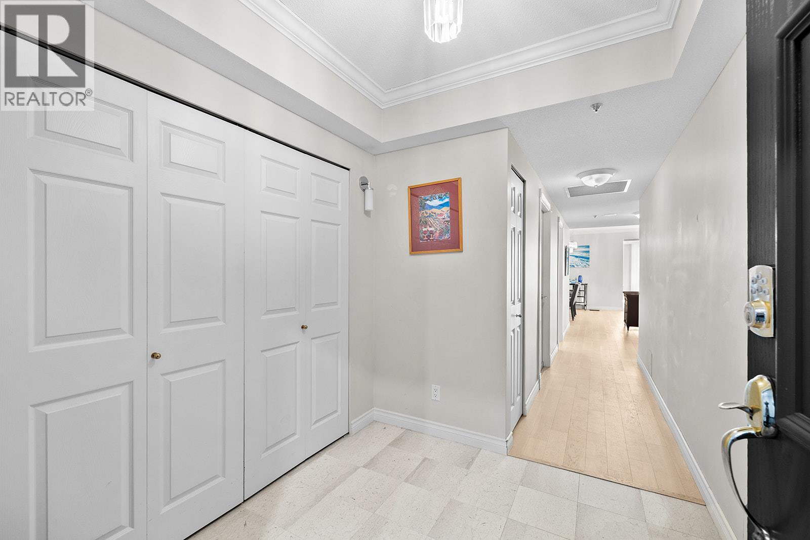Photo 37 of 1152 Sunset Drive Unit 1005, Kelowna BC