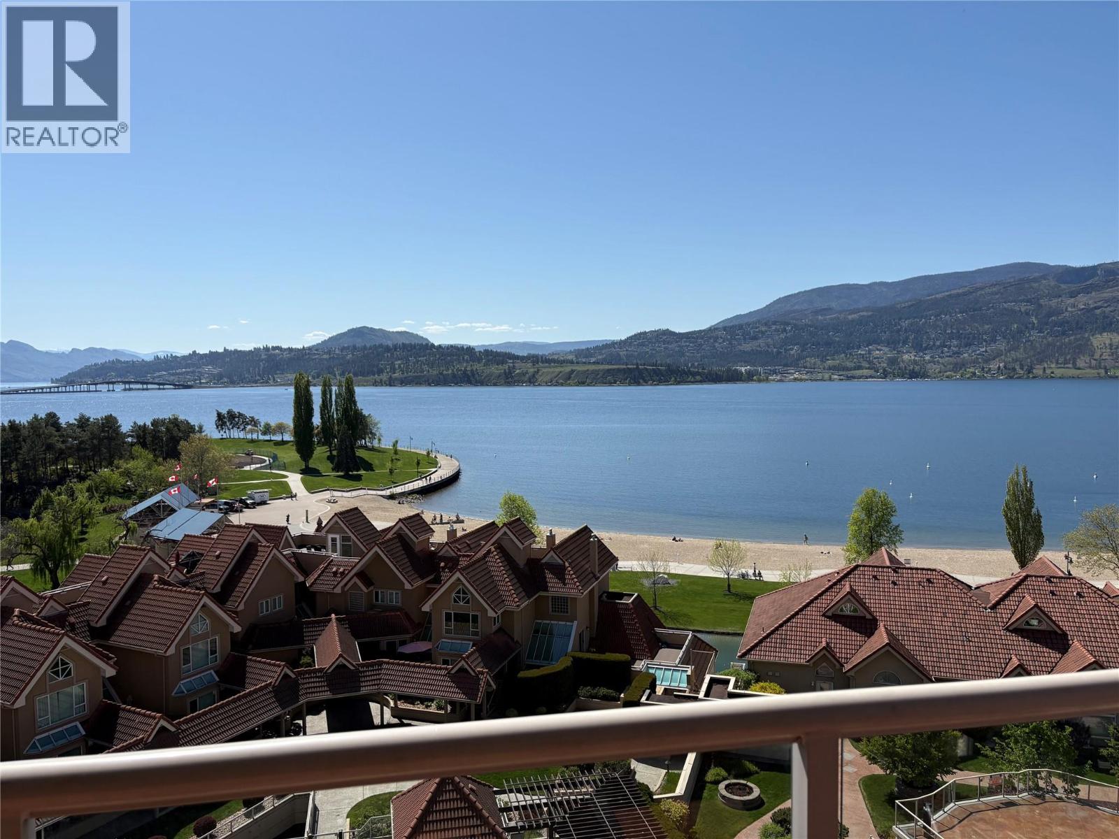 Photo 2 of 1152 Sunset Drive Unit 1005, Kelowna BC