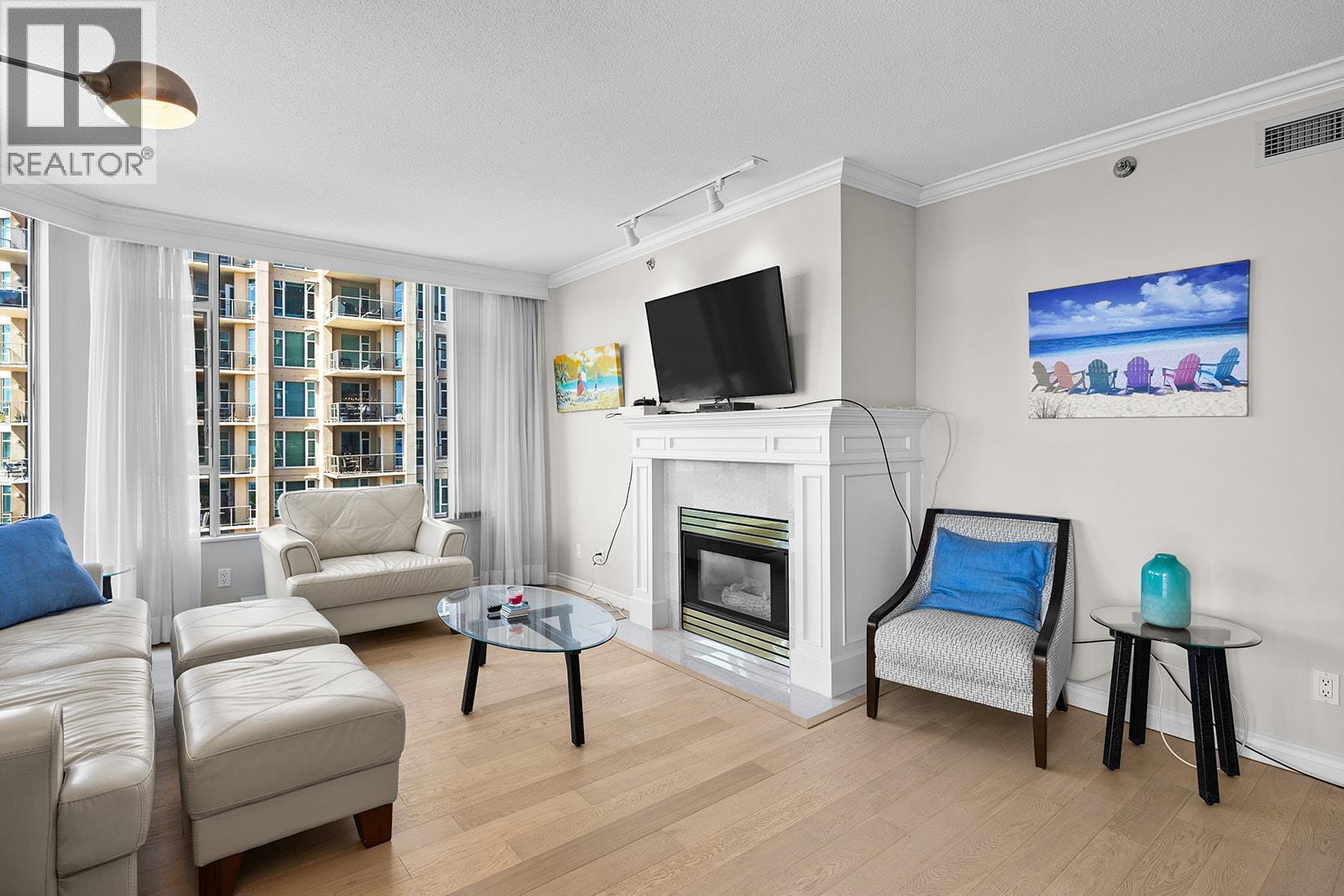 Photo 6 of 1152 Sunset Drive Unit 1005, Kelowna BC