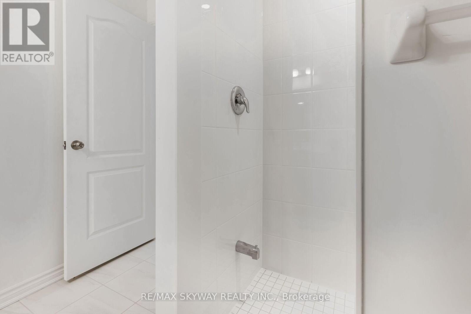 Photo 26 of 26 Springdale Avenue, Caledon ON