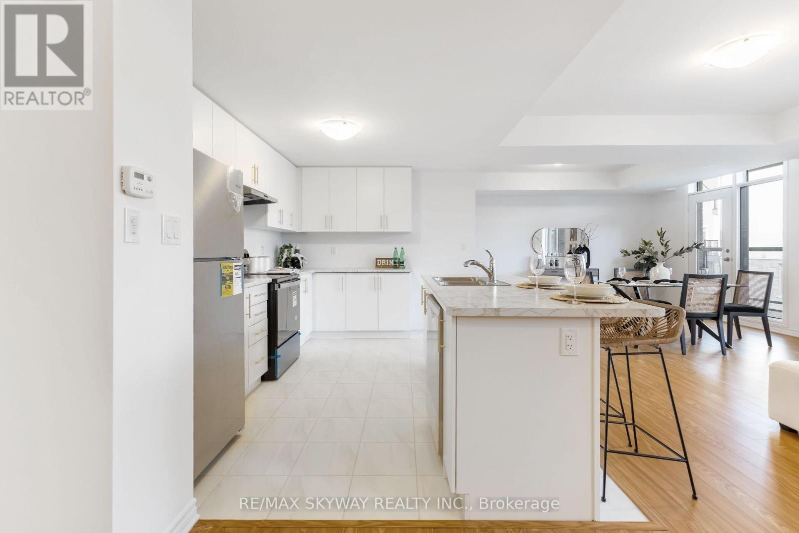 Photo 14 of 26 Springdale Avenue, Caledon ON