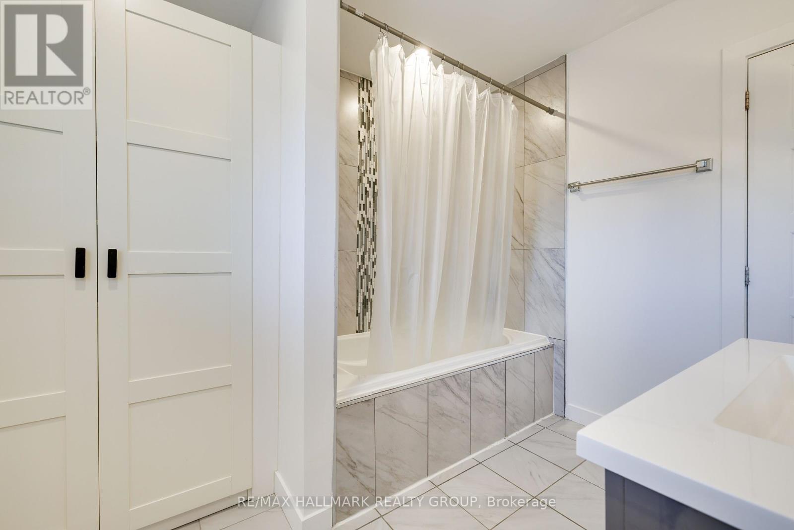 Photo 33 of 900 Wingate Drive, Ottawa ON