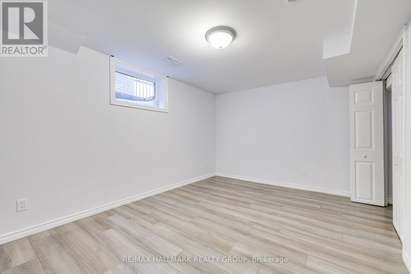 Photo 17 of 900 Wingate Drive, Ottawa ON