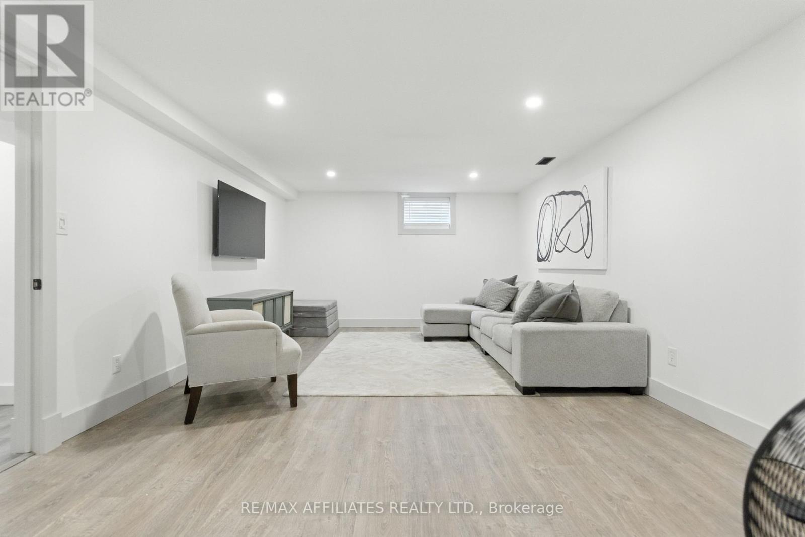 Photo 46 of 2 C Baxter Drive, Brockville ON