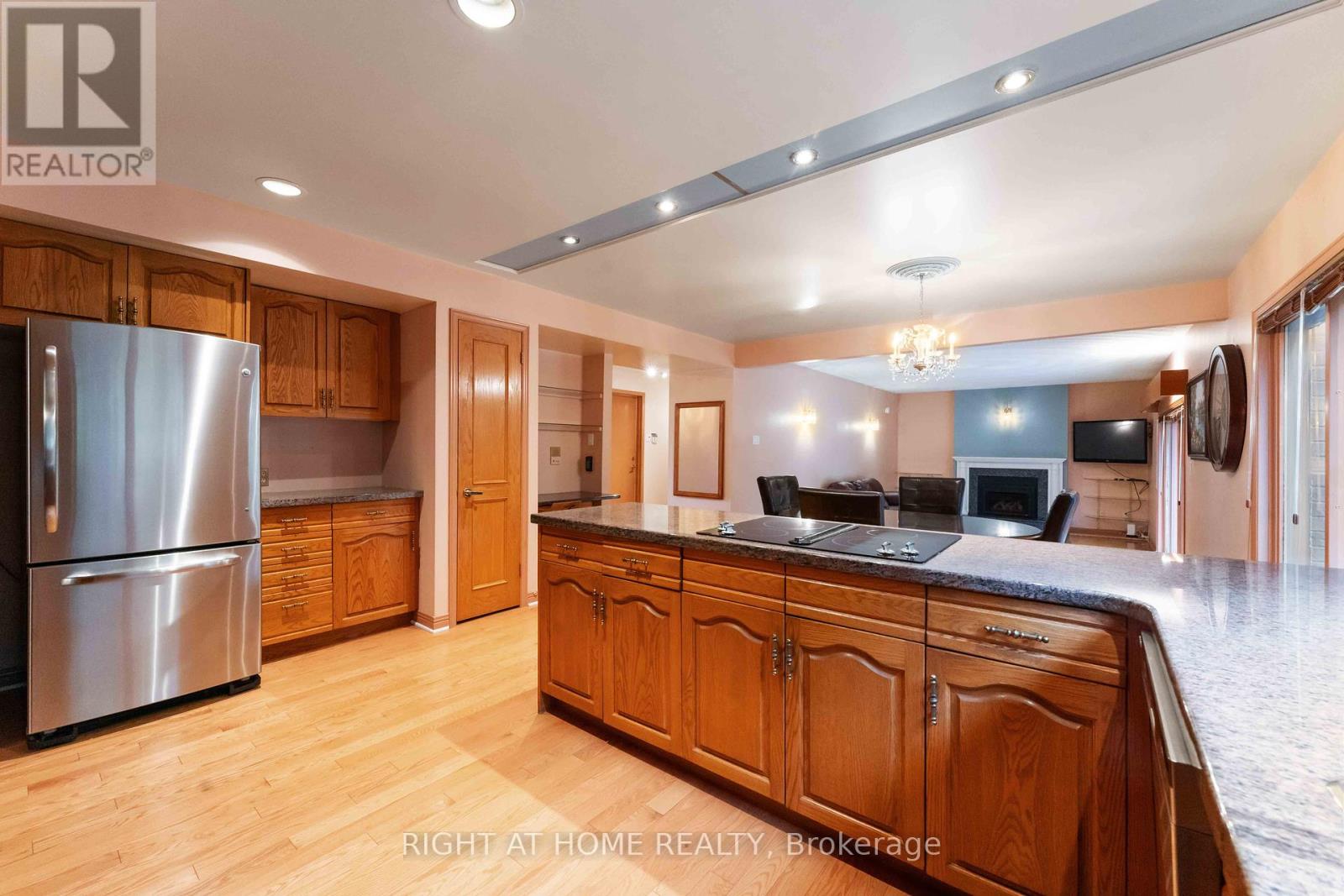 Photo 22 of 2 Muirfield Gardens, Ottawa ON
