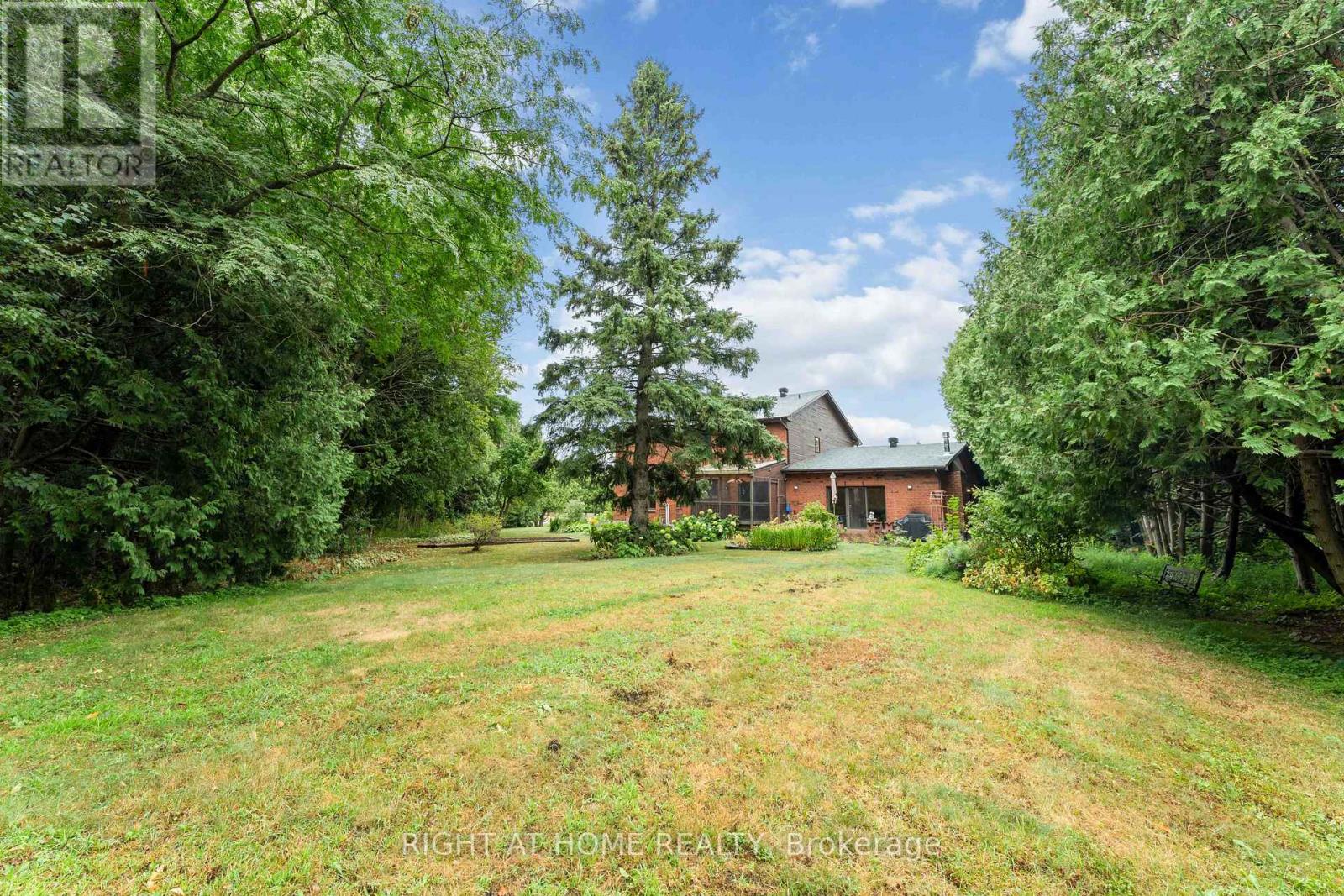Photo 41 of 2 Muirfield Gardens, Ottawa ON