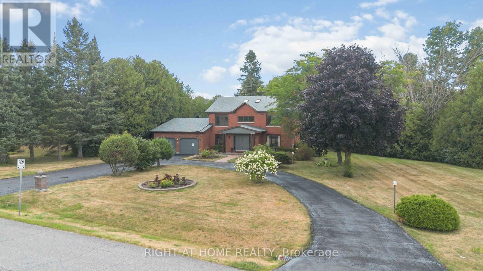 Photo 43 of 2 Muirfield Gardens, Ottawa ON