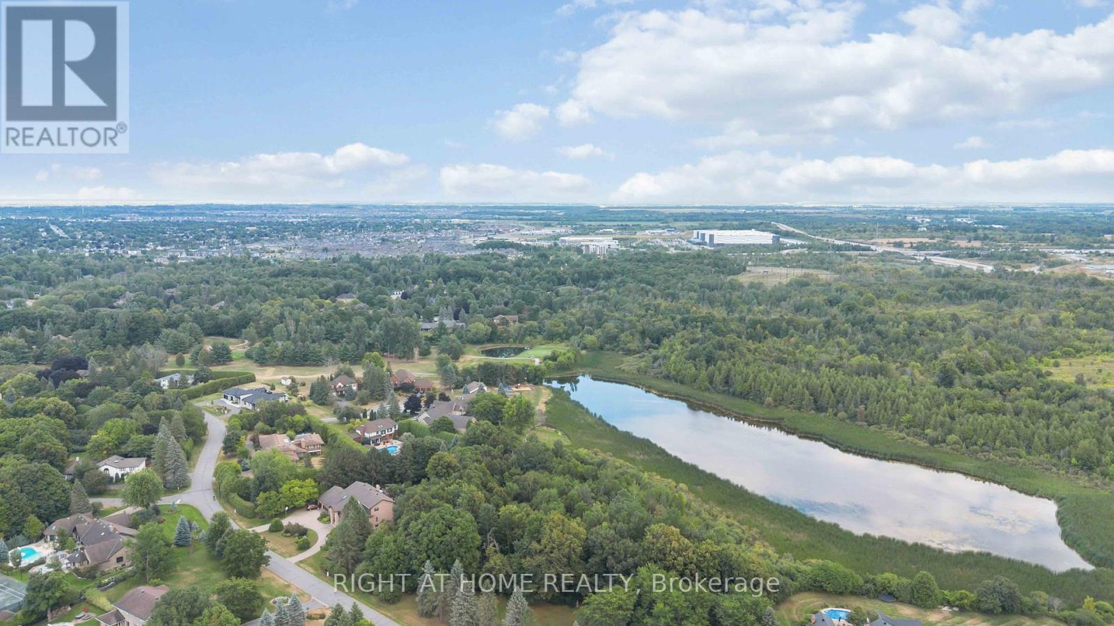 Photo 47 of 2 Muirfield Gardens, Ottawa ON