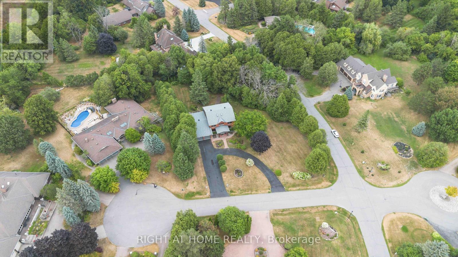 Photo 48 of 2 Muirfield Gardens, Ottawa ON