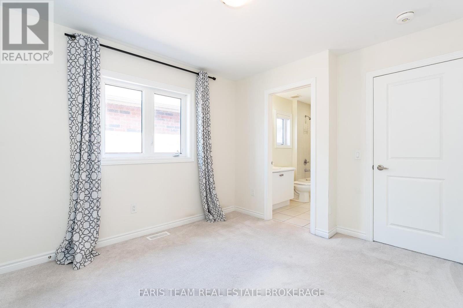 Photo 2 of 175 Muirfield Drive, Barrie ON