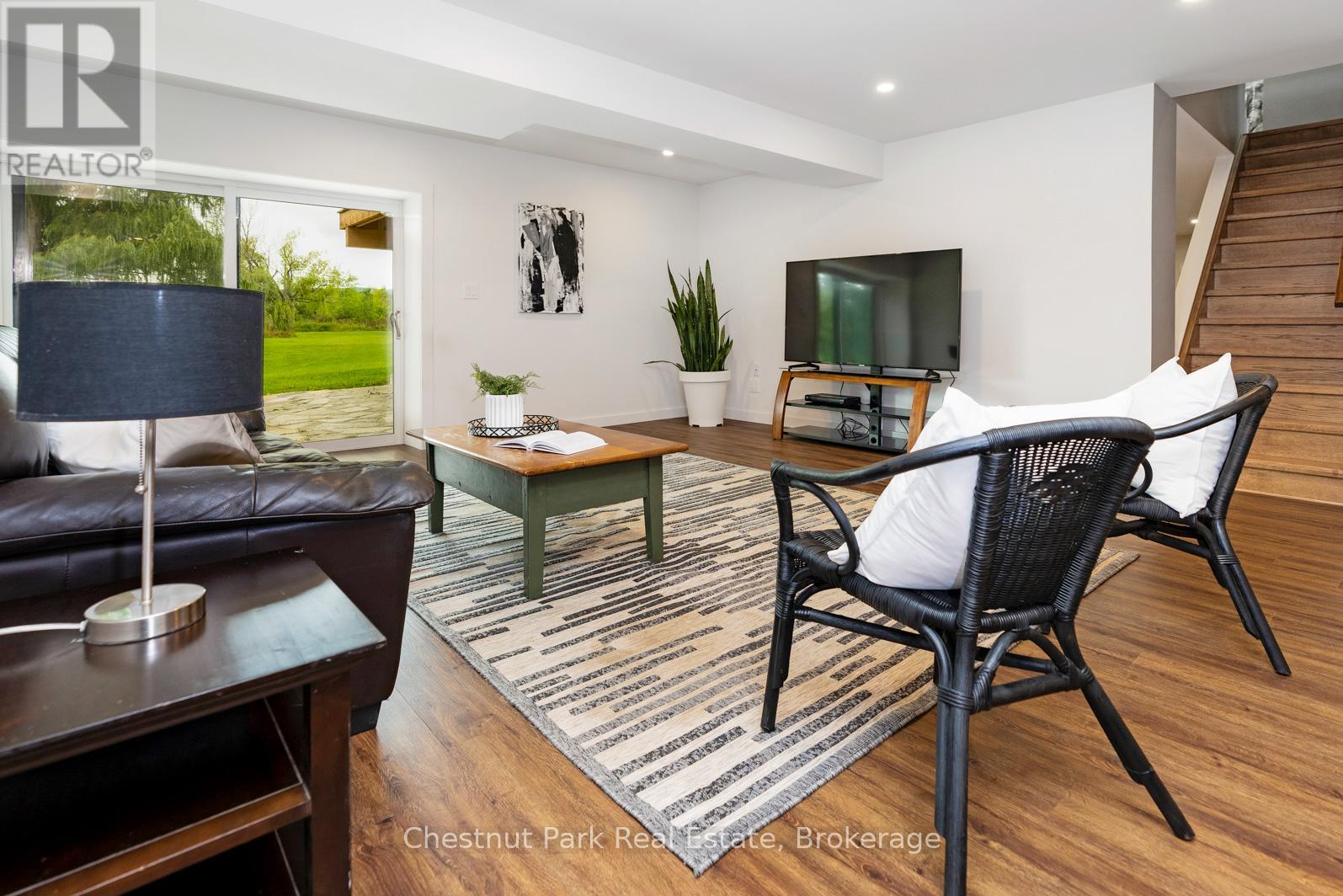 Photo 8 of 2890 Nottawasaga Conc 10 N, Clearview ON